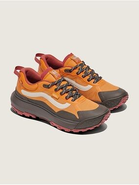 Vans M9/W10.5 Crosspath MTE Low Top Trail Runner Sneakers Marmalade Orange